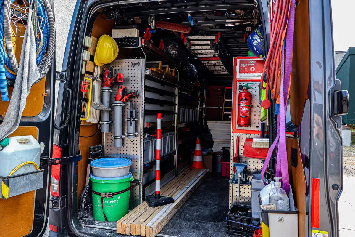 Binnenkant van een bus van Ahorn interieur